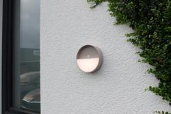 Produktbild von Wand-Aussenleuchte                 LED
                    Touchdimmer
                    beige
    | Möbel Inhofer