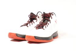 Produktbild von Herren-Basketballschuhe Mad Handle 2, 12, weiß-rot