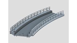 Produktbild von Märklin 74613 - H0 - Brücken - Gebogenes Rampenstück Radius 1für C-Gleis