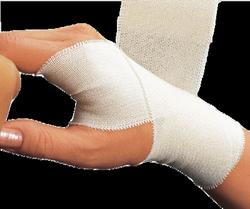 Produktbild von IDEALBINDE Lohmann 8 cmx5 m m.Schlingk.Zellgl. 1 St