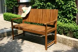 Produktbild von Gartenbank                 Holz
                    braun
    ca. 121 x 90 x 59 cm 
| Möbel Inhofer